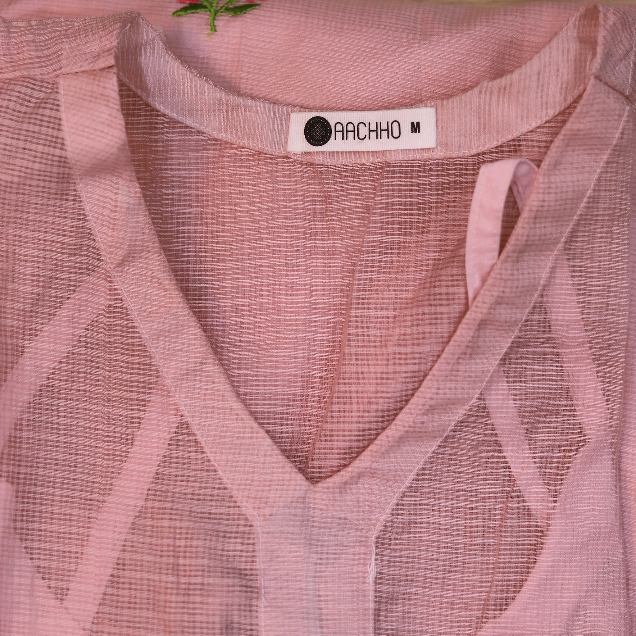 Aachho Flashy Pink Embroidered Doria Suit Set