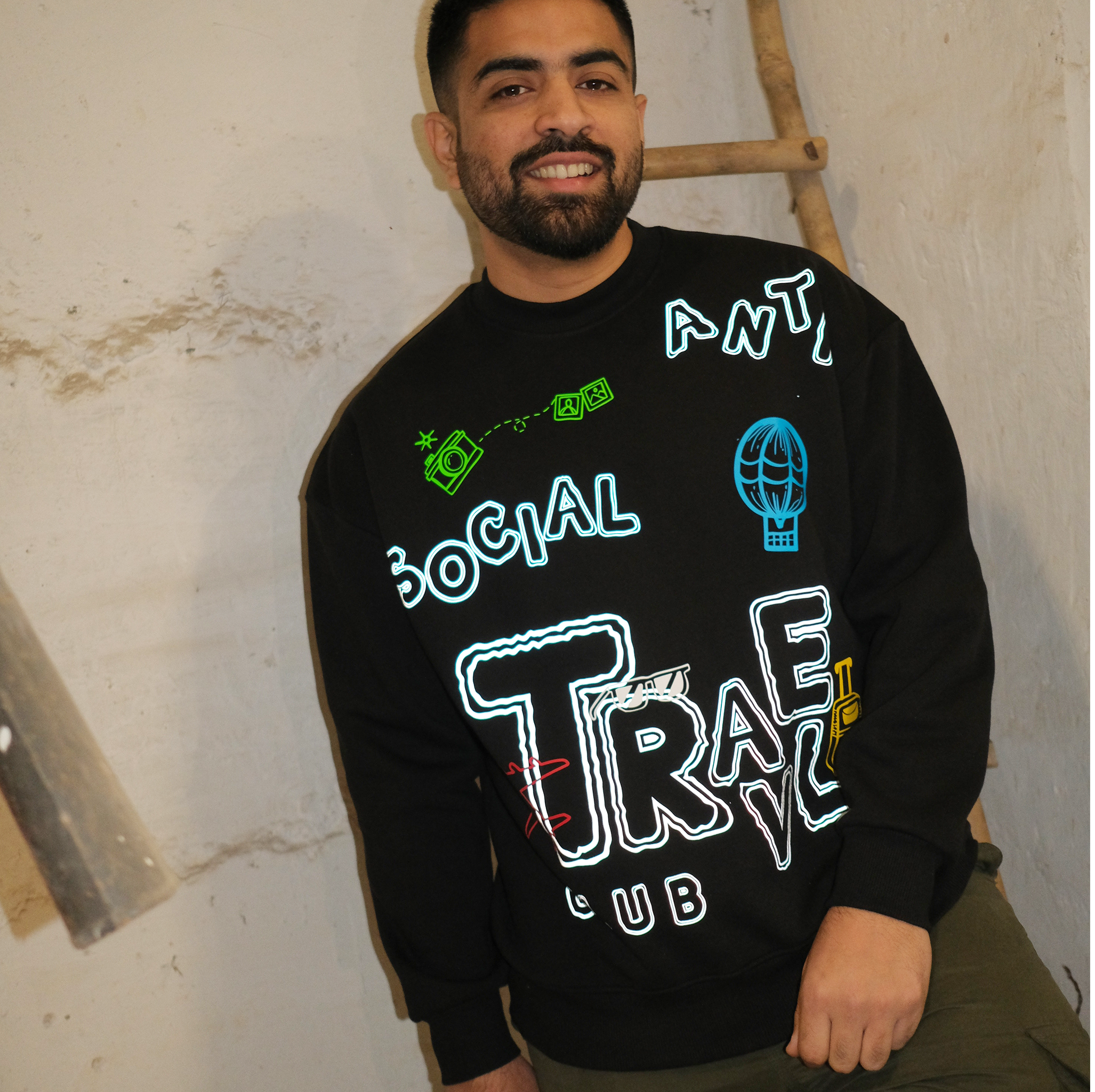 Griffel Glow-in-the-dark Travel Sweatshirt