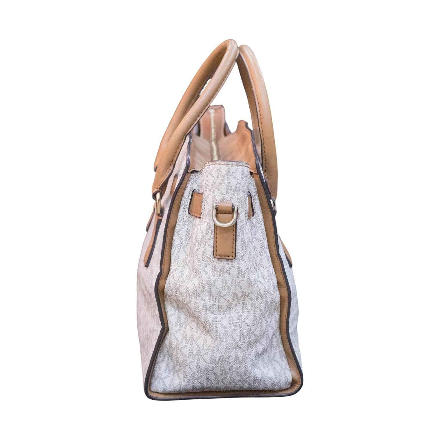 Michael Kors Hamilton Large Logo Tote in Vanilla