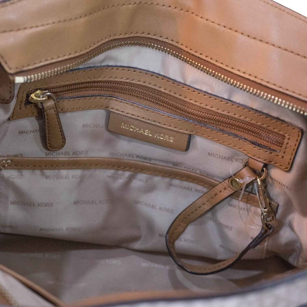 Michael Kors Hamilton Large Logo Tote in Vanilla