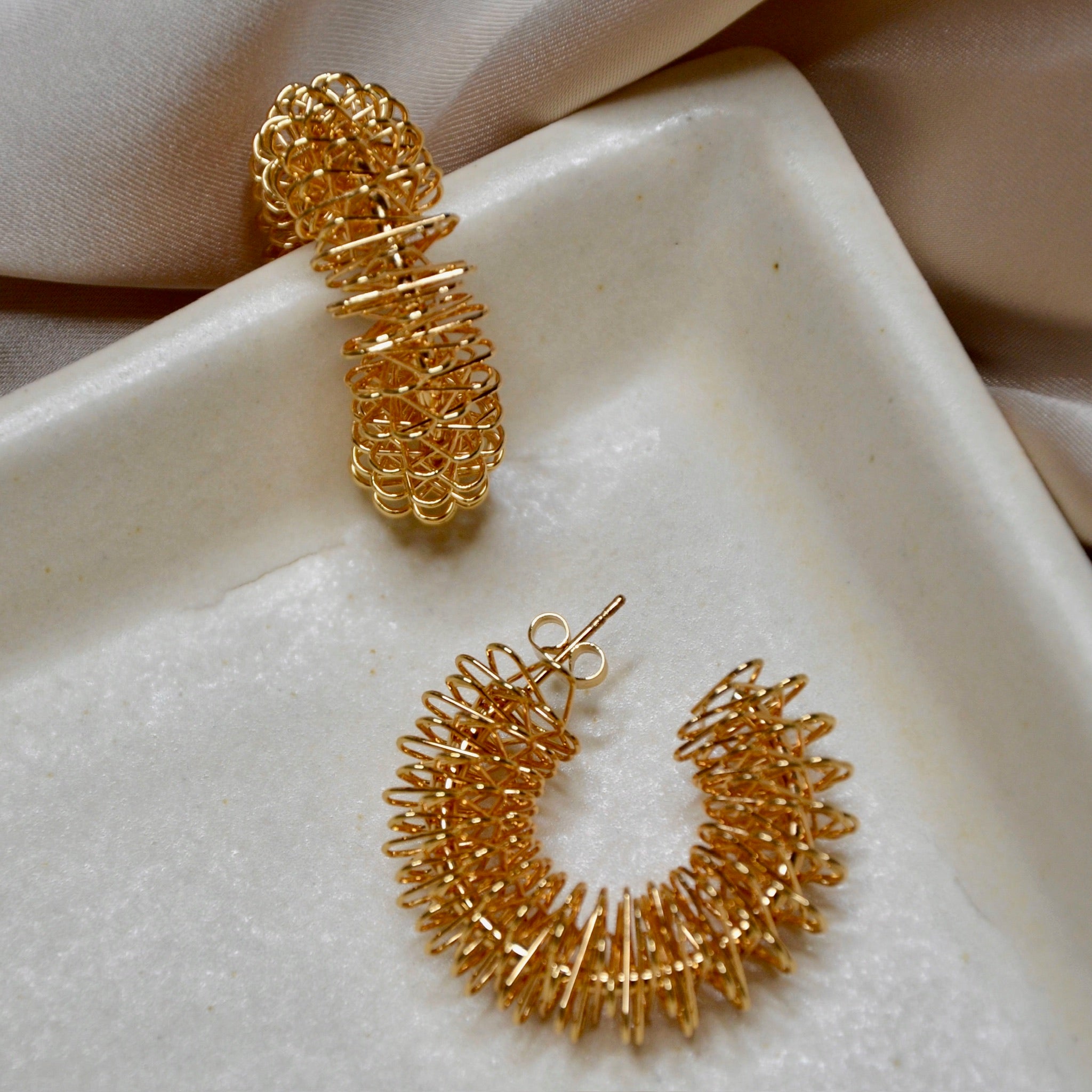 Spring Medium Hoops